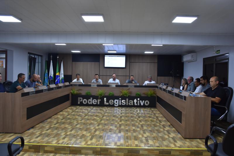 Câmara aprova três novos projetos de Lei em sessão ordinária